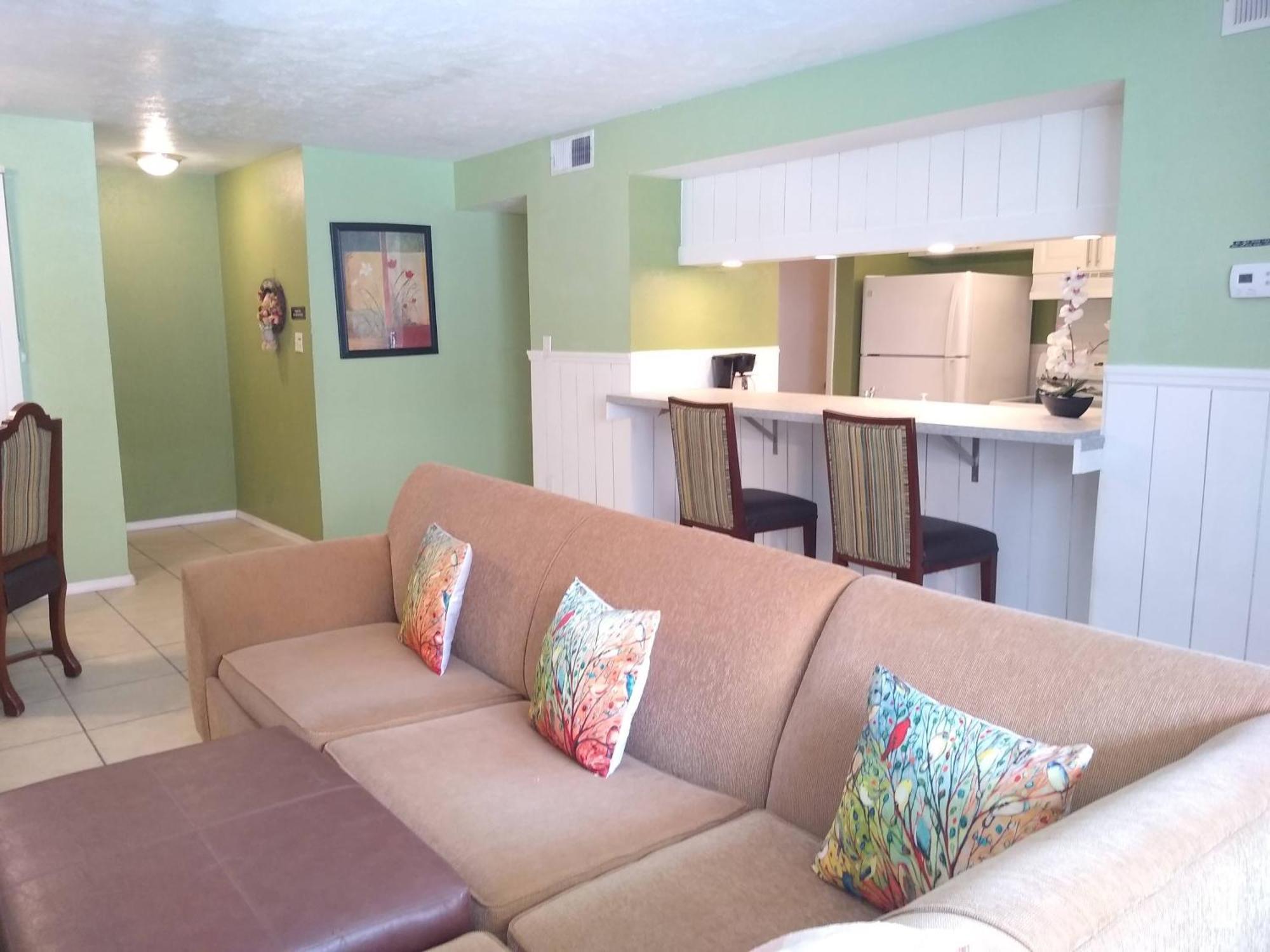 Affordable Two Bedroom Tropical Condo - Private Beach, Pools, Hot Tub San Petersburgo Exterior foto