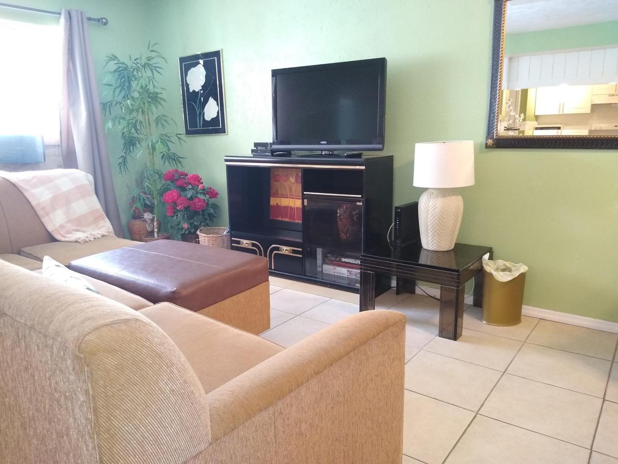 Affordable Two Bedroom Tropical Condo - Private Beach, Pools, Hot Tub San Petersburgo Exterior foto